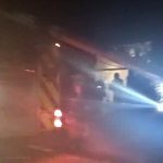 PRINCIPIO DE INCENDIO CON RÁPIDA INTERVENCION DE BOMBEROS EN 129 Y 51