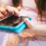 DENUNCIO QUE RECIBÍA MENSAJES INTIMIDANTES, PERO NUNCA HUBIERA IMAGINADO DE DÓNDE VENÍAN