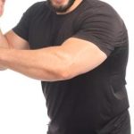 LOS PELIGROS DE LA NOCHE: ENTRE CUATRO LO AGARRARON CON UN FIERRO  A LA SALIDA DEL BOLICHE