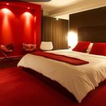 EN NOMBRE DE SATANÁS: INCIDENTE EN UN HOTEL ALOJAMIENTO CON UNA MUJER EVANGELISTA