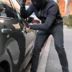 DETENIDO POR COMETER VARIOS DELITOS EN LAS AFUERAS DEL BOLICHE