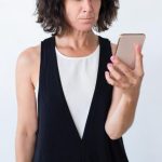 AGRESION Y AMENAZAS A UNA JOVEN EN COLON