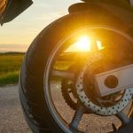 CON LAS MANOS EN LA MASA: LO DETUVIERON CON MOTO ROBADA EN COLÓN