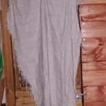 INDIGNACIÓN EN LA PLATA: UN HOMBRE ENCERRABA A SU HIJO CON AUTISMO EN UNA JAULA DE MADERA