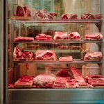 LADRÓN DE POCA MONTA EN COLÓN: ROBÓ DOS KILOS DE CARNE DEL SÚPER Y LO DETUVIERON EN LA VÍA PÚBLICA