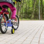 COLÓN: CHOQUE ENTRE UNA MOTO Y UNA BICICLETA CONDUCIDA POR UNA NIÑA
