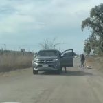 DETESTABLE: CHOCÓ A UN HOMBRE EN BICICLETA Y HUYÓ